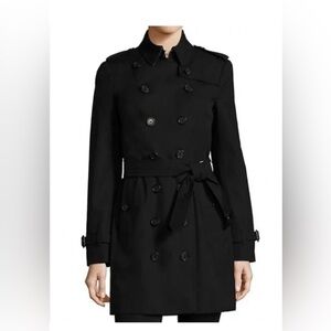 Women’s Burberry Sandringham Trench coat